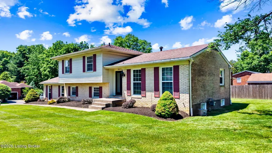 3902 San Marcos Rd, Jeffersontown, KY 40299 - #2