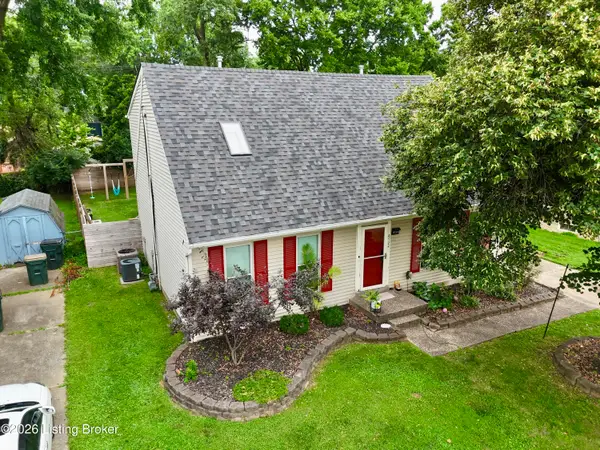 8724 Loch Lea Ln, Louisville, KY 40299