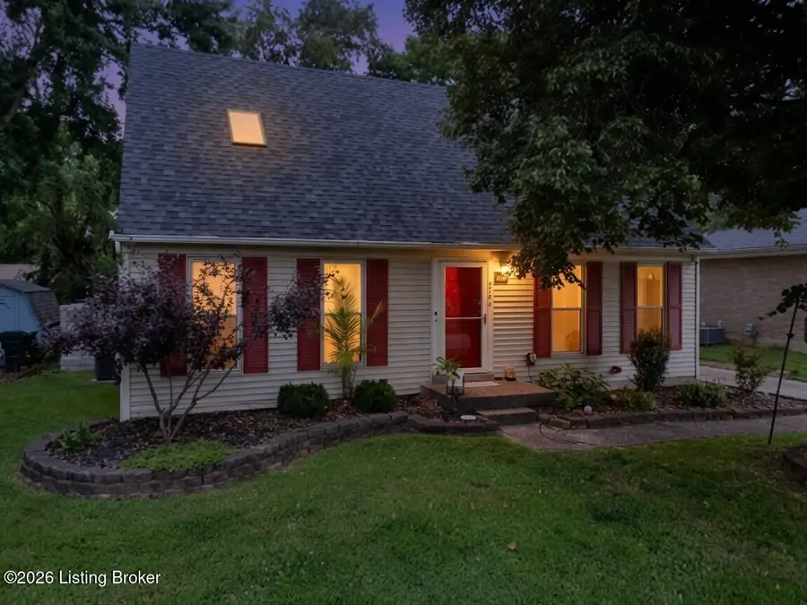 8724 Loch Lea Ln, Louisville, KY 40299 - #2
