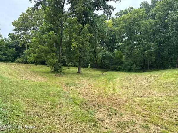 326 Dogwood Cir, Taylorsville, KY 40071