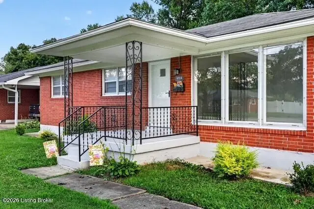 4312 Flintlock Dr, Louisville, KY 40216 - #2