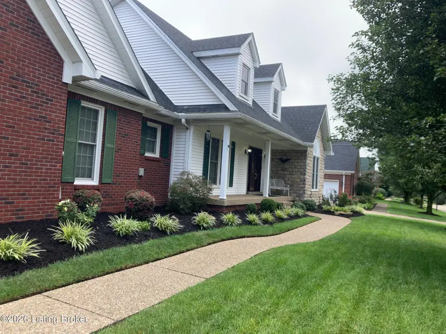4207 Bryant Park Dr, Louisville, KY 40299 - #2