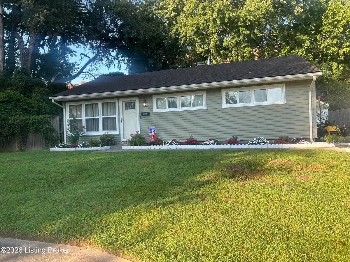 2910 Garey Ln, Louisville, KY 40216 - #1