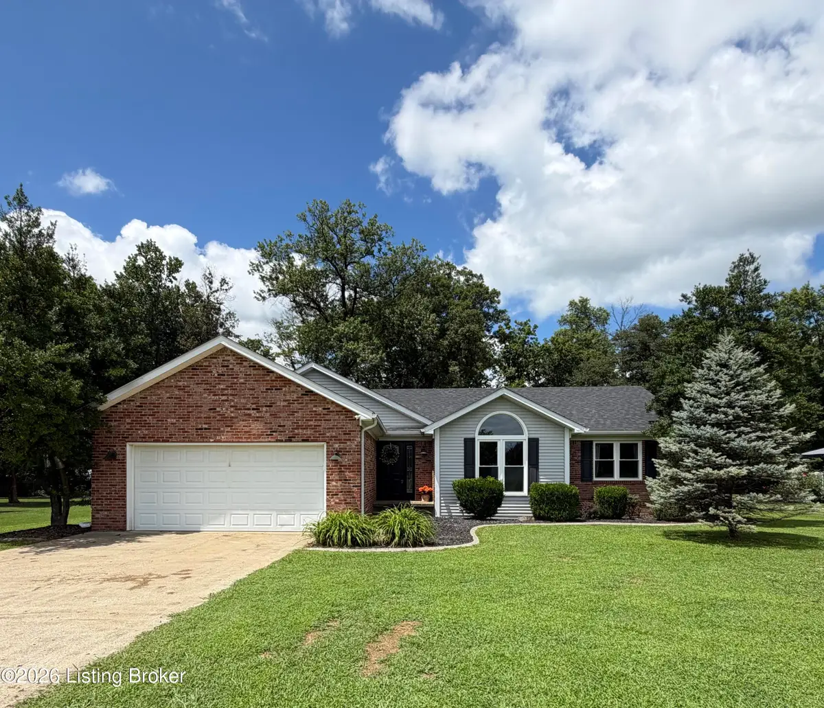 2812 Oakwood Dr, Bardstown, KY 40004 - #1