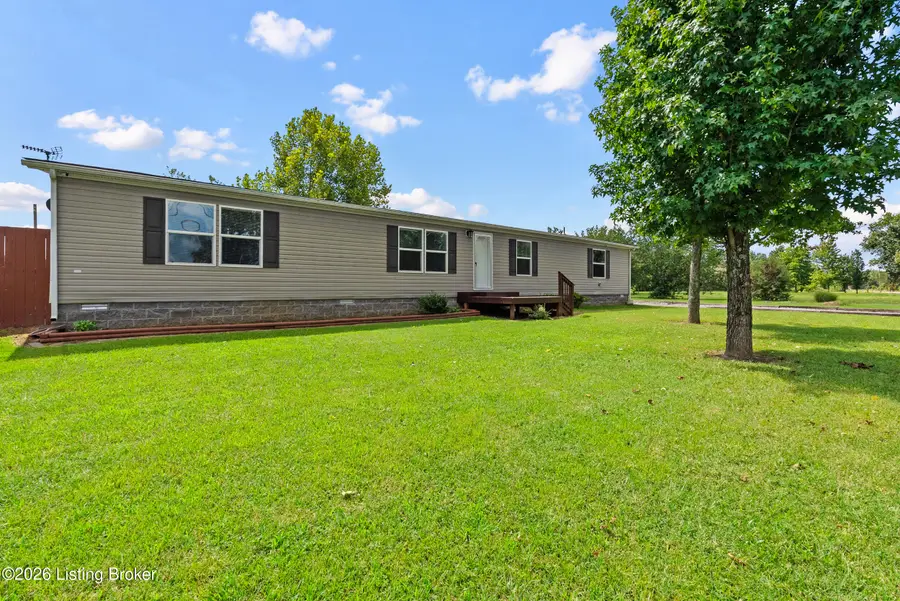1379 Beech Grove Rd, Shepherdsville, KY 40165 - #3