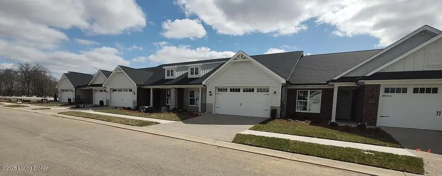 12512 Button Willow Ln, Louisville, KY 40299 - #3