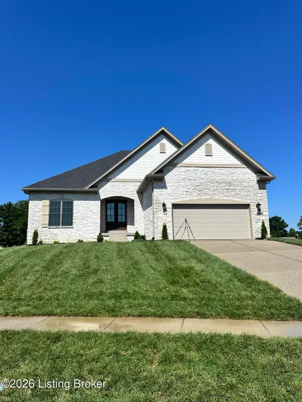 6827 Meadows Bend Ct, Orchard Grass, KY 40014