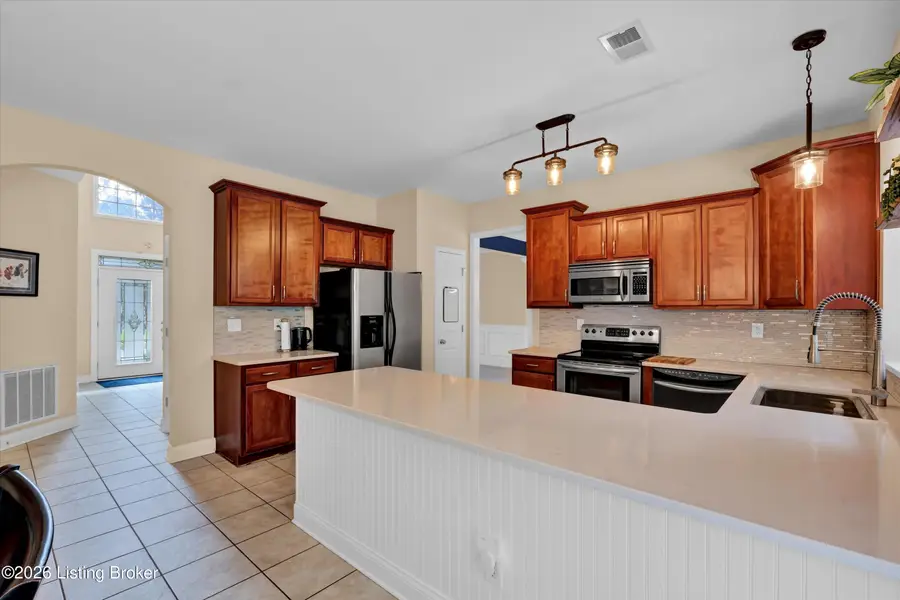 8823 Gentlewind Way, Louisville, KY 40291 - #2