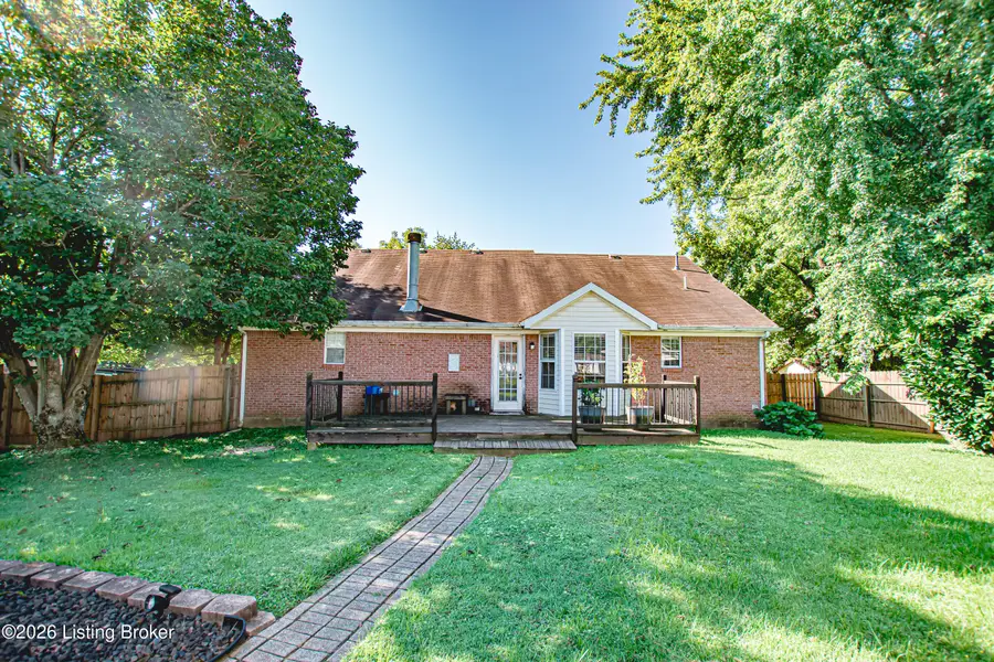 360 Shadowlawn Dr, Louisville, KY 40229 - #3