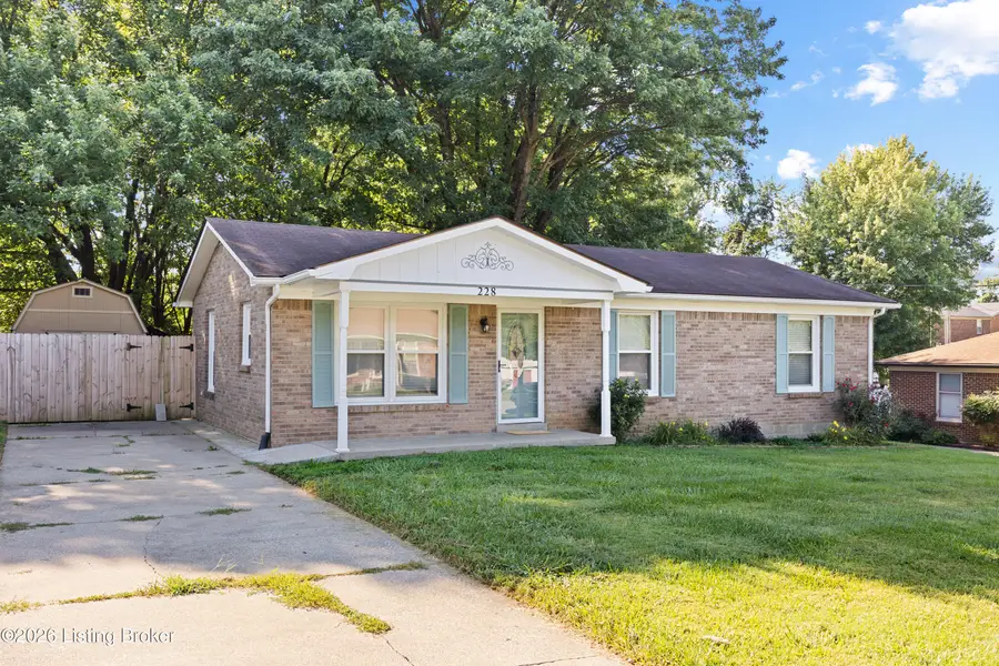 228 Hill St, Bardstown, KY 40004 - #2