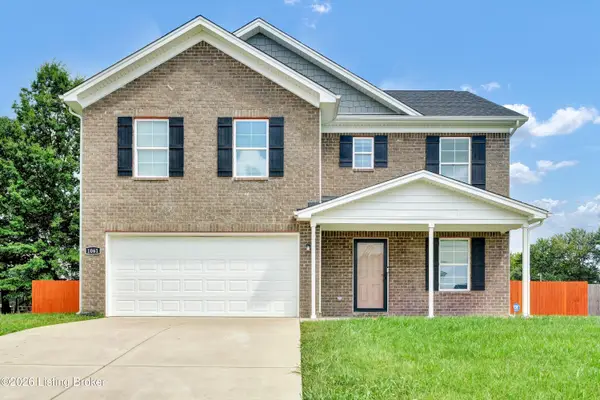 1061 Shady Brook Ln, Louisville, KY 40229