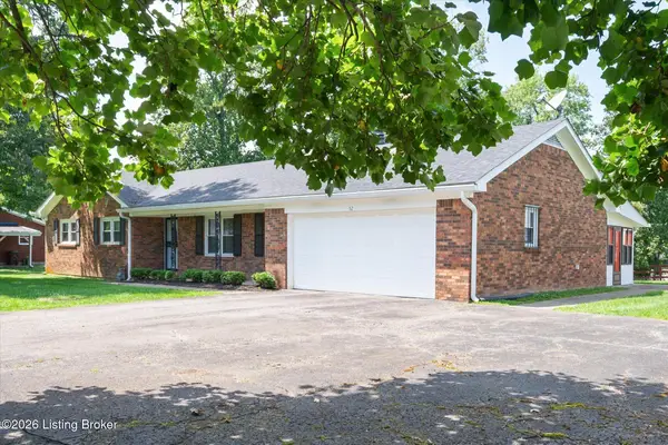 52 College Ct, Campbellsburg, KY 40011