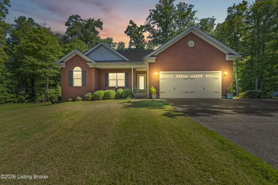 210 E Indian Stone Rd, Shepherdsville, KY 40165 - #2