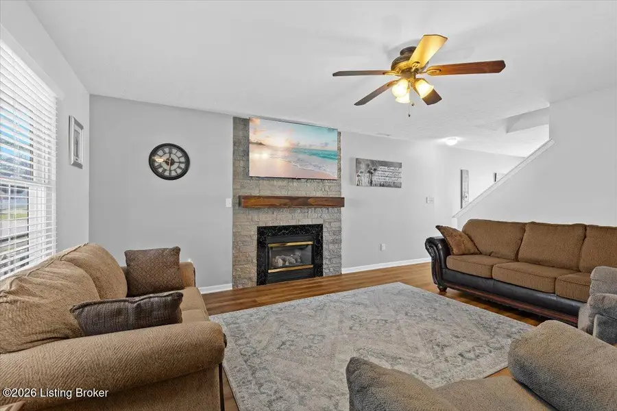 9619 Riverwalk Ave, Louisville, KY 40229 - #2