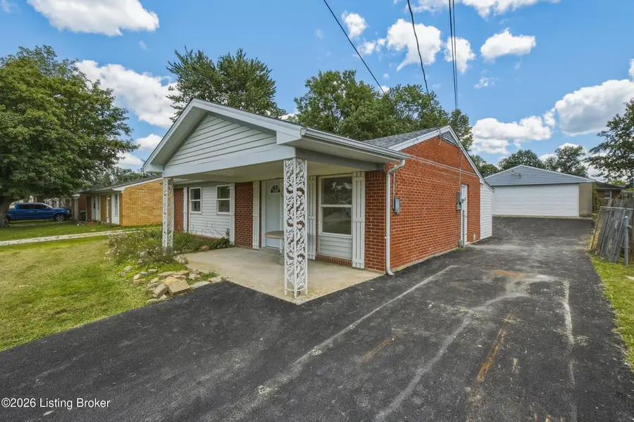 168 Valley Rd, Louisville, KY 40229 - #2