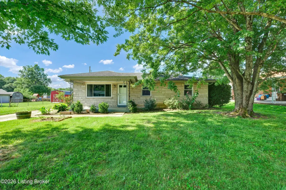 213 Pebblebrook Dr, Shepherdsville, KY 40165 - #1