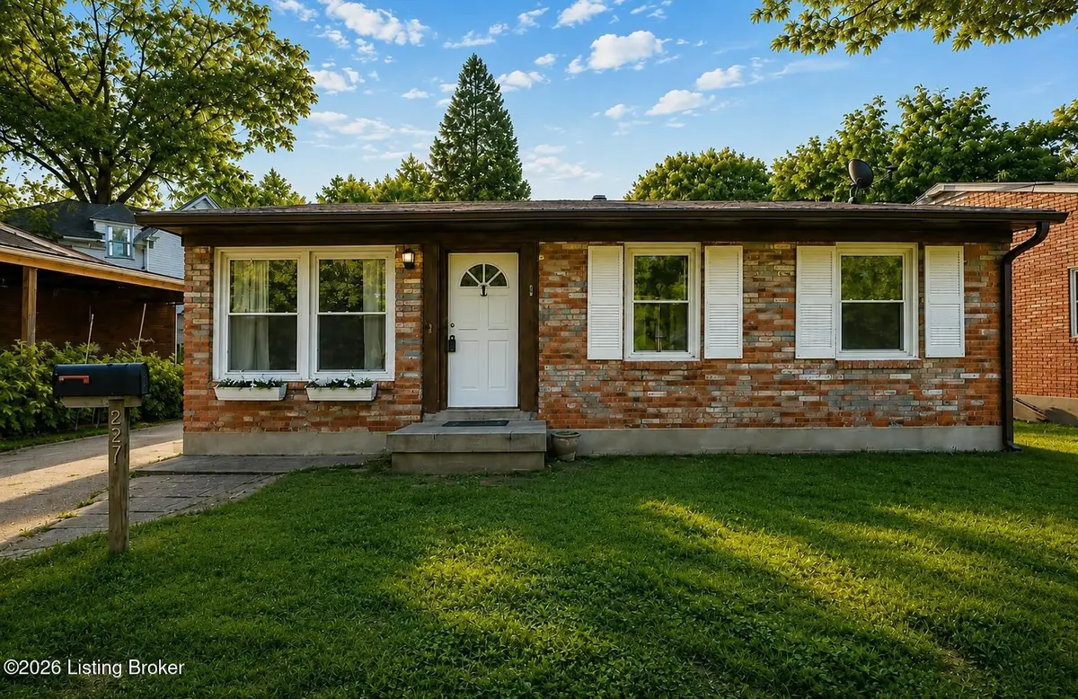 227 Blackburn Ave, Louisville, KY 40206 - #1