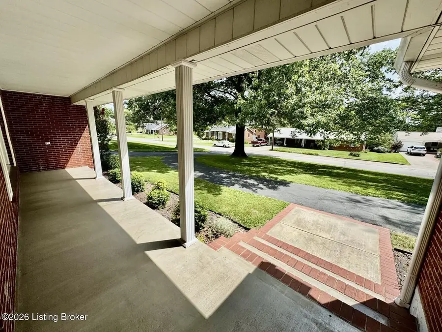 307 W Virginia Ave, Springfield, KY 40069 - #3