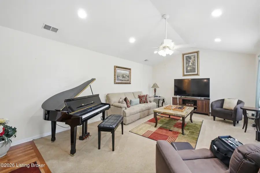 4815 Glenna Way, Louisville, KY 40219 - #2