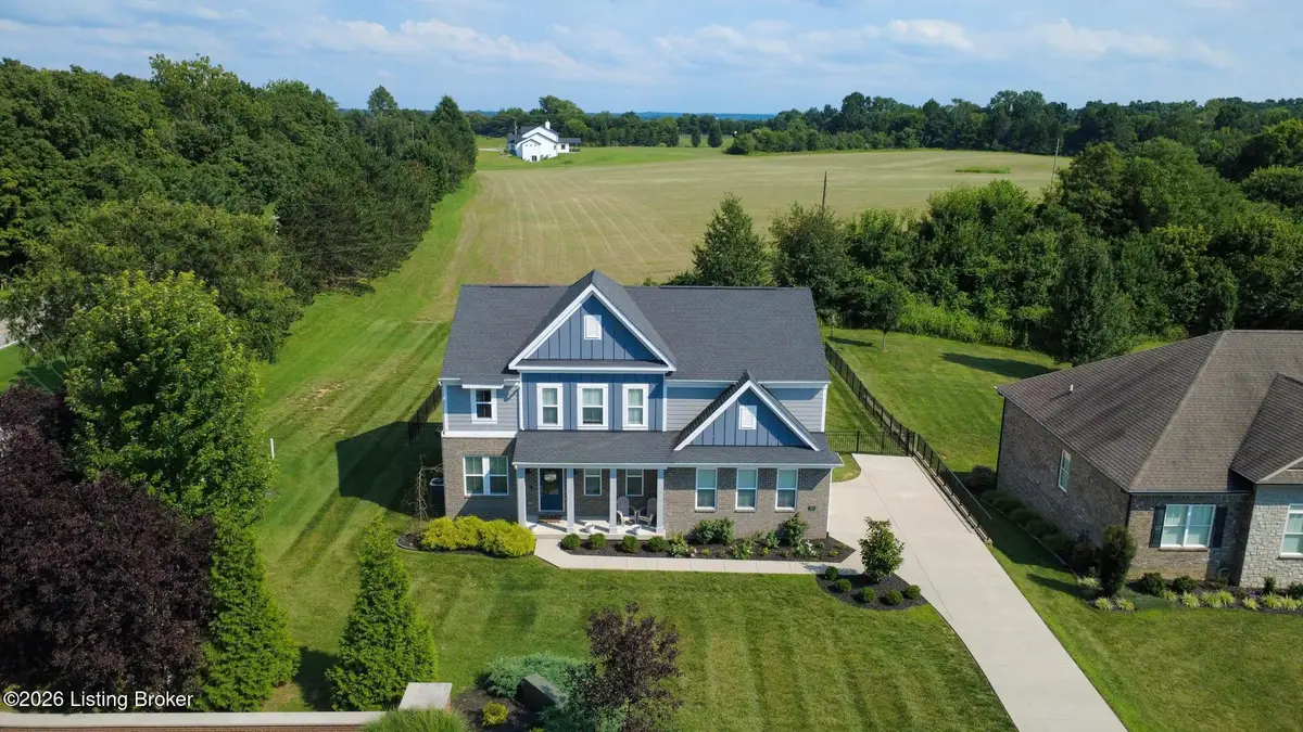 1001 Summit Parks Dr, La Grange, KY 40031 - #1