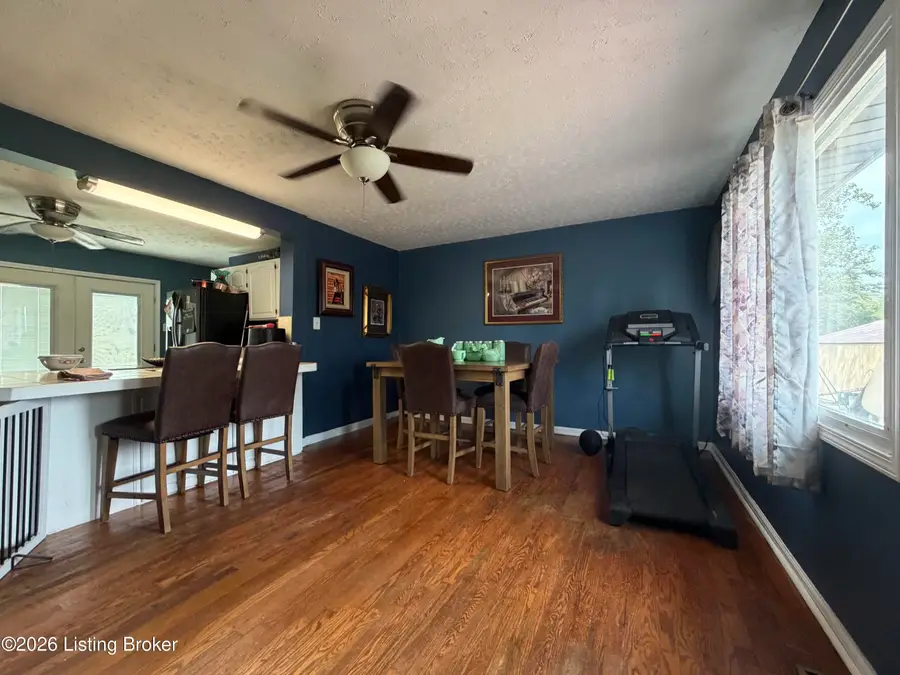 160 Carter Dr, Vine Grove, KY 40175 - #3