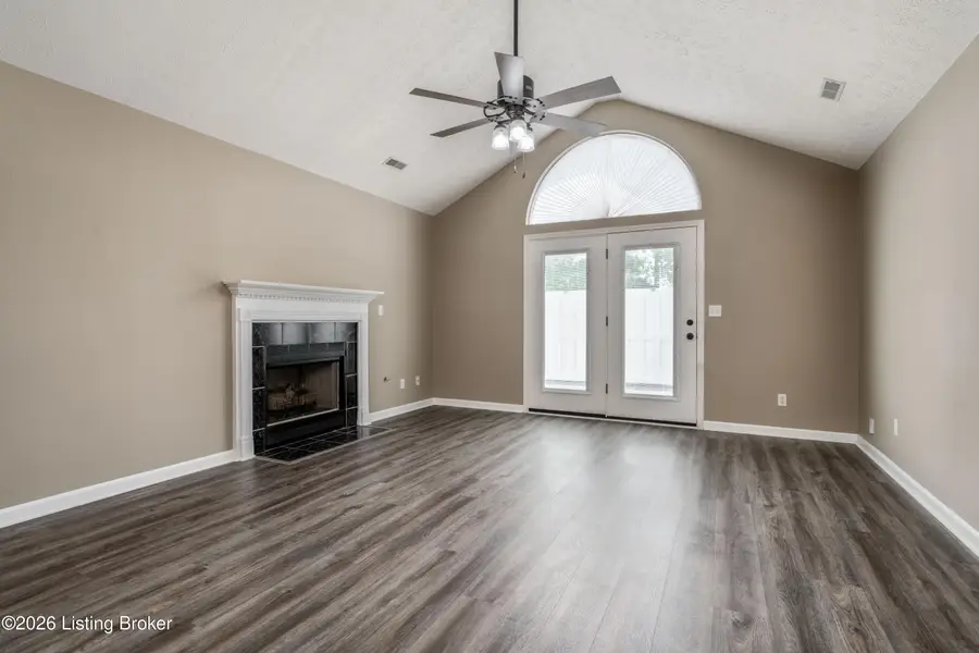 10602 Avenel Ct, Louisville, KY 40291 - #3