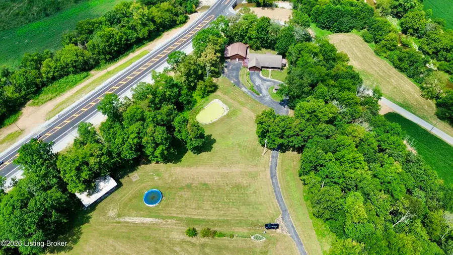 7296 Bardstown Rd, Springfield, KY 40069 - #2