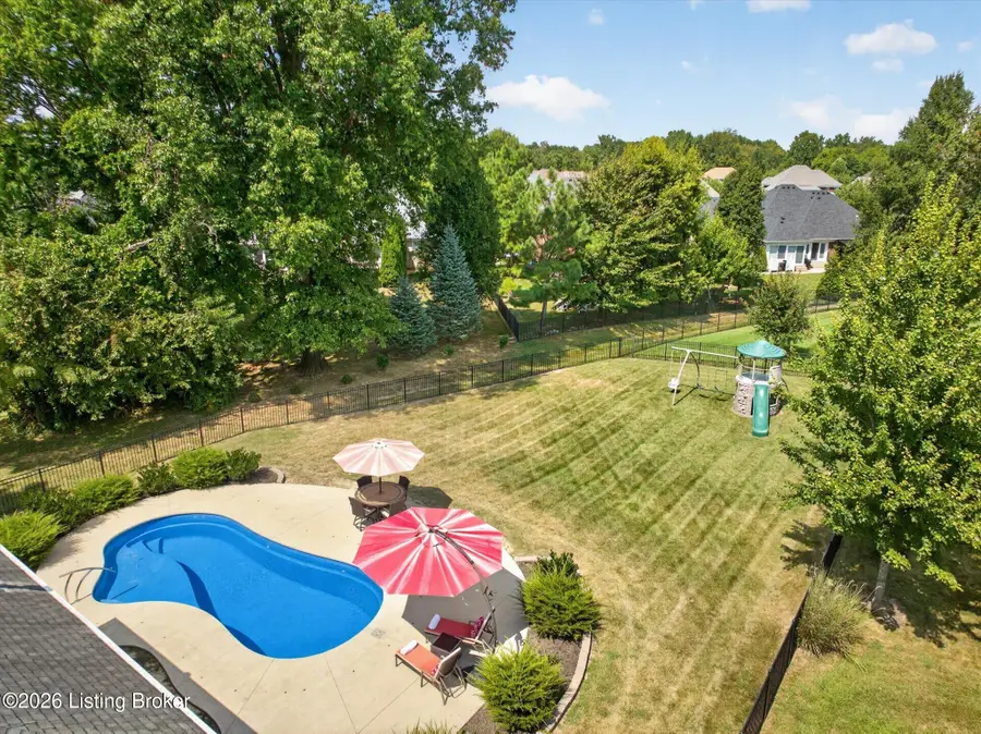 9511 Montalto Dr, Louisville, KY 40299 - #3