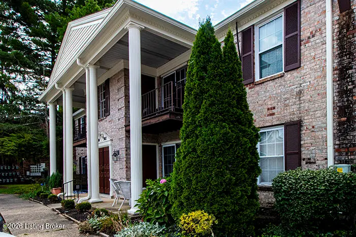503 Logsdon Ct, Douglass Hills, KY 40243 - #2