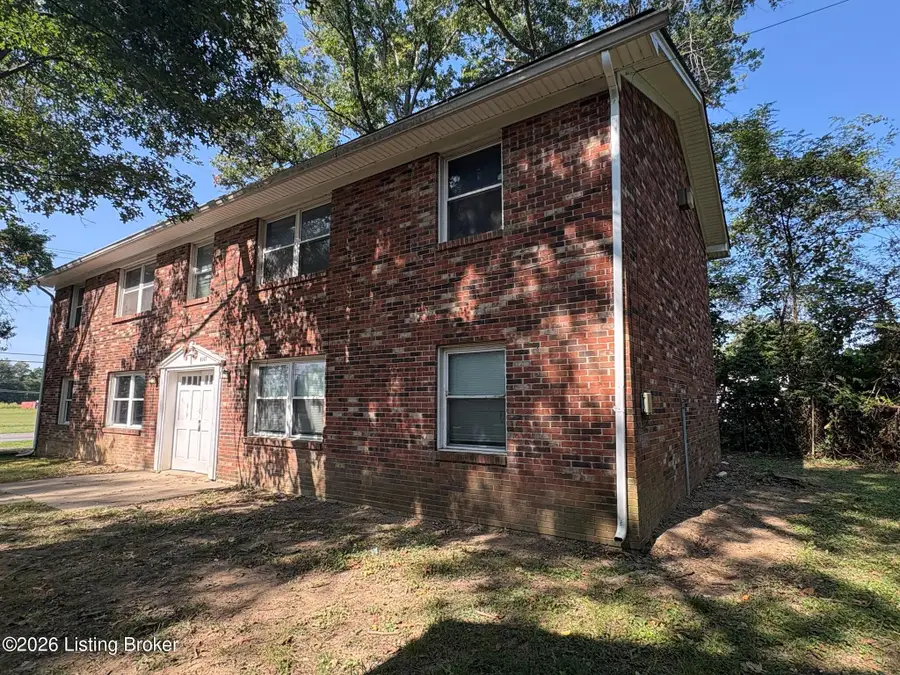 6107 Blevins Gap Rd, Louisville, KY 40272 - #2