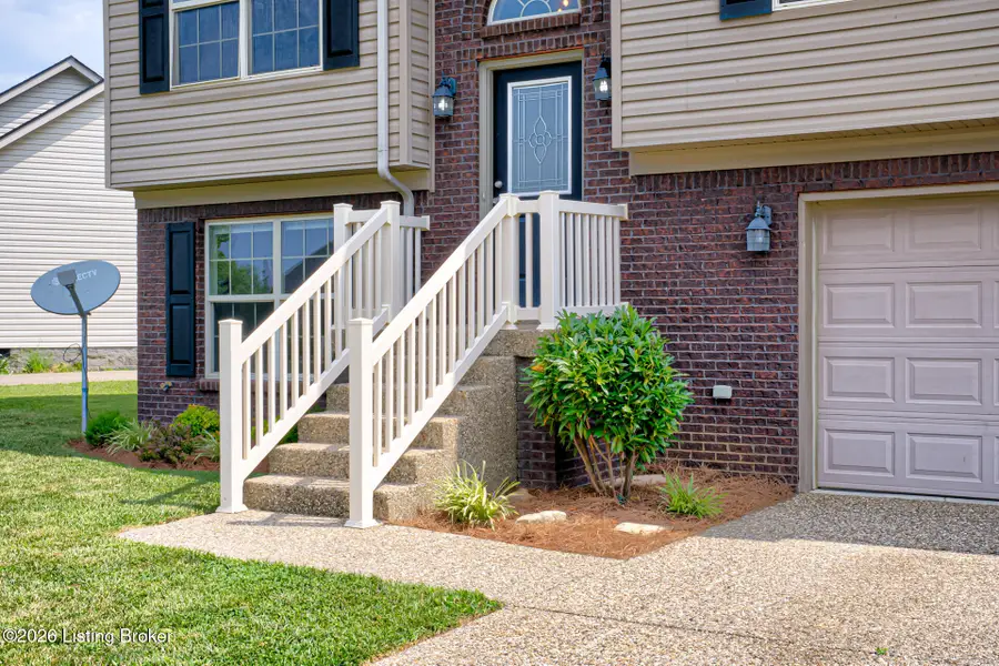 240 Crooked Oak Ct, Shepherdsville, KY 40165 - #3