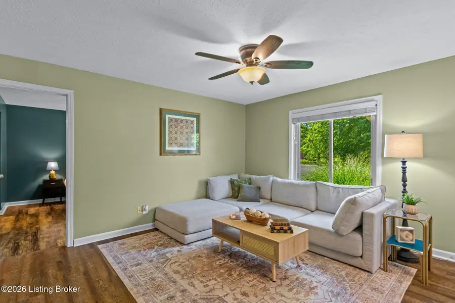400 Rosewood Ct, Louisville, KY 40223 - #3