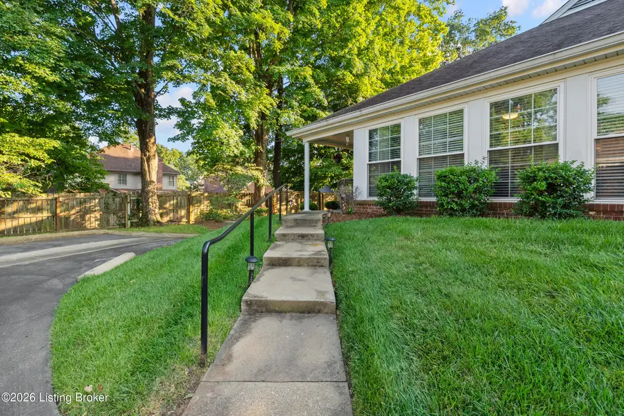 10536 Eagle Pines Ln, Louisville, KY 40223 - #3