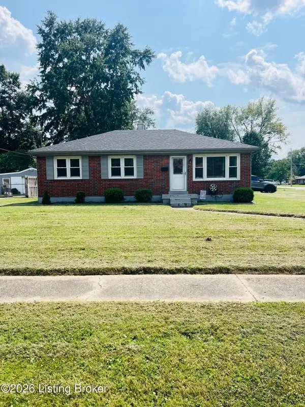 2024 Dixie Garden Dr, Louisville, KY 40272