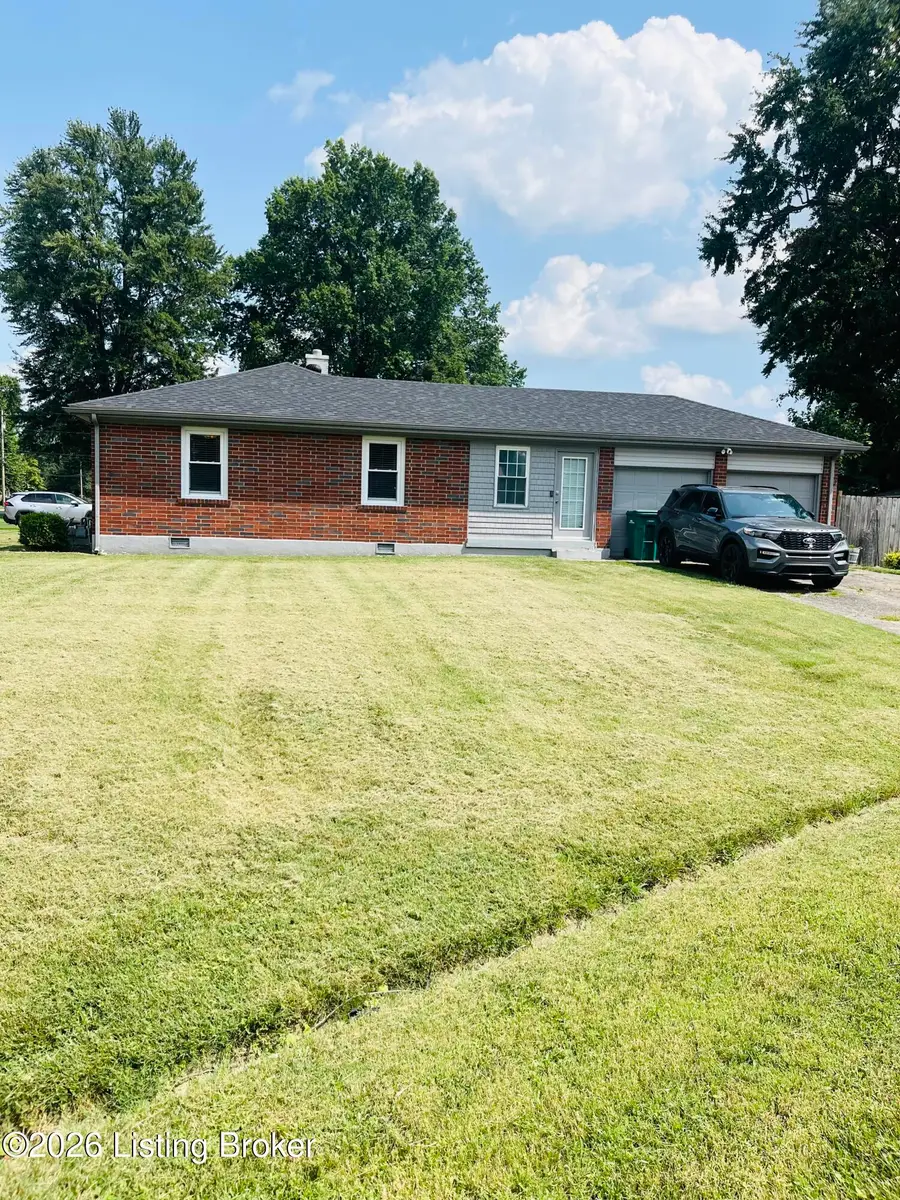 2024 Dixie Garden Dr, Louisville, KY 40272 - #3