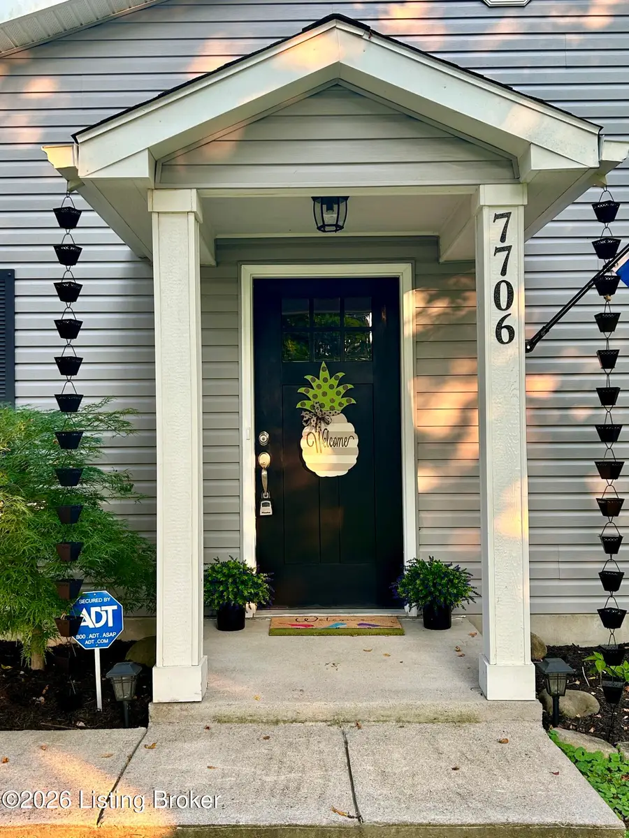 7706 Warwick Ave, Louisville, KY 40222 - #3