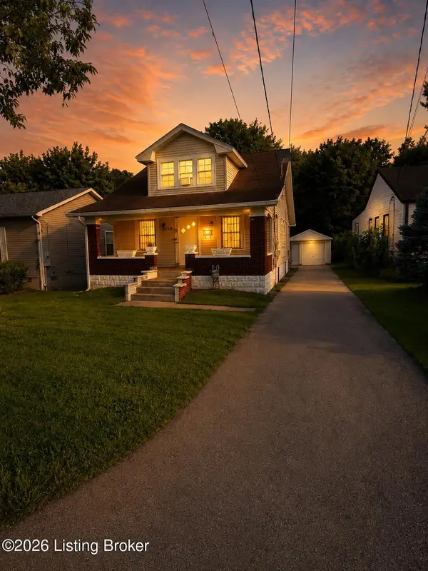 1710 Sanders Ln, Louisville, KY 40216