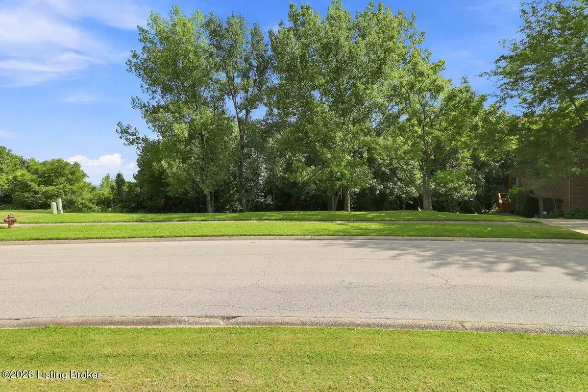 2009 Hillcircle Rd, Louisville, KY 40214 - #1