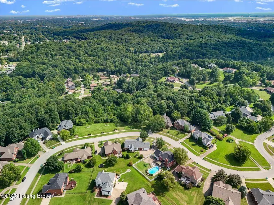 2009 Hillcircle Rd, Louisville, KY 40214 - #3