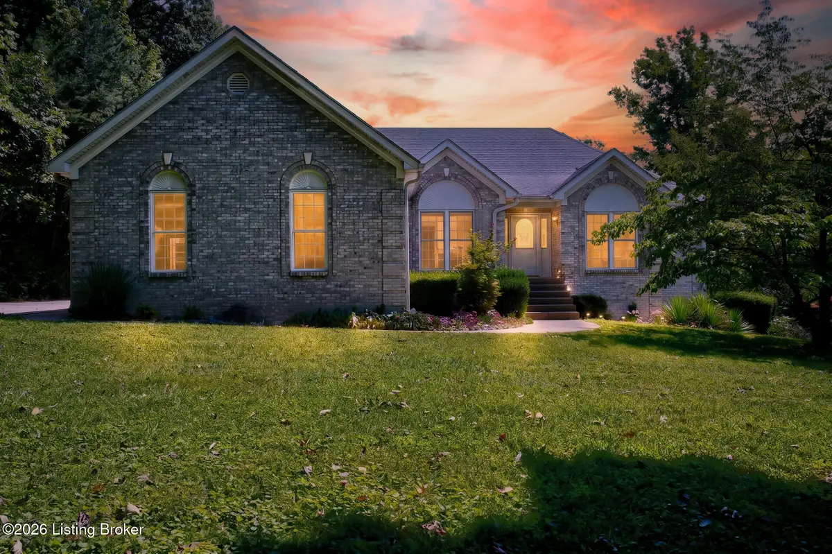 282 Halls Ln, Shepherdsville, KY 40165 - #1