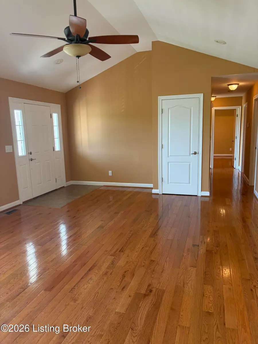 182 Grand Canyon Dr, Elizabethtown, KY 42701 - #3