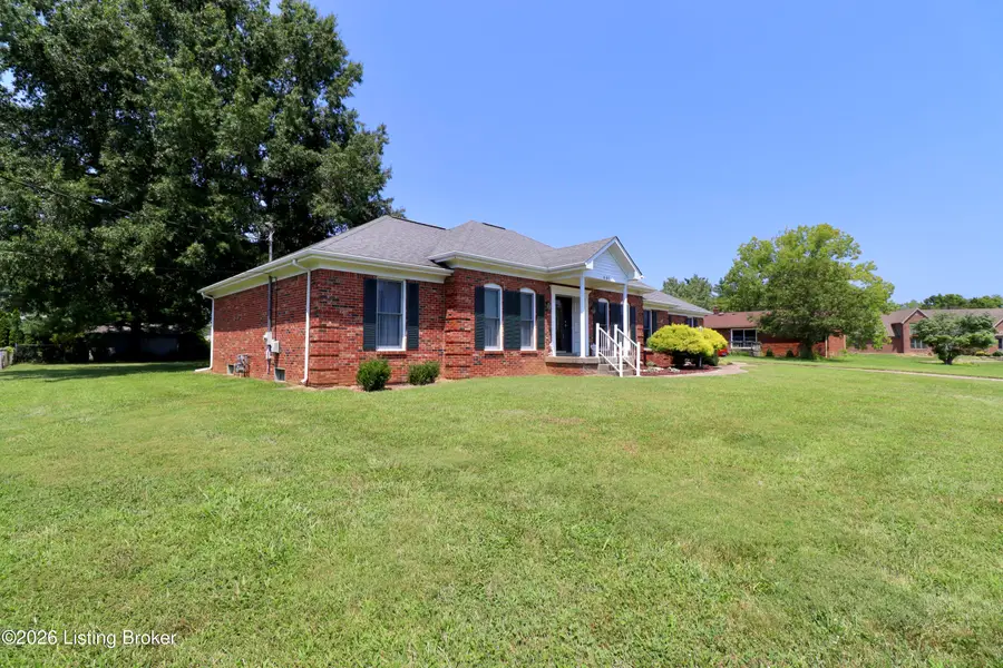 441 Colonial Dr, Mount Washington, KY 40047 - #2