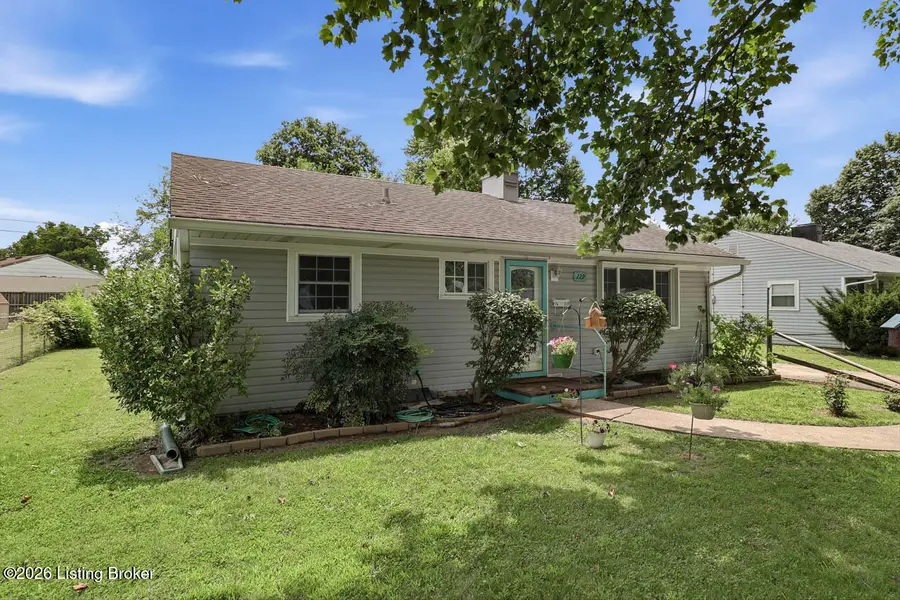 229 Flamingo Dr, Louisville, KY 40218 - #3