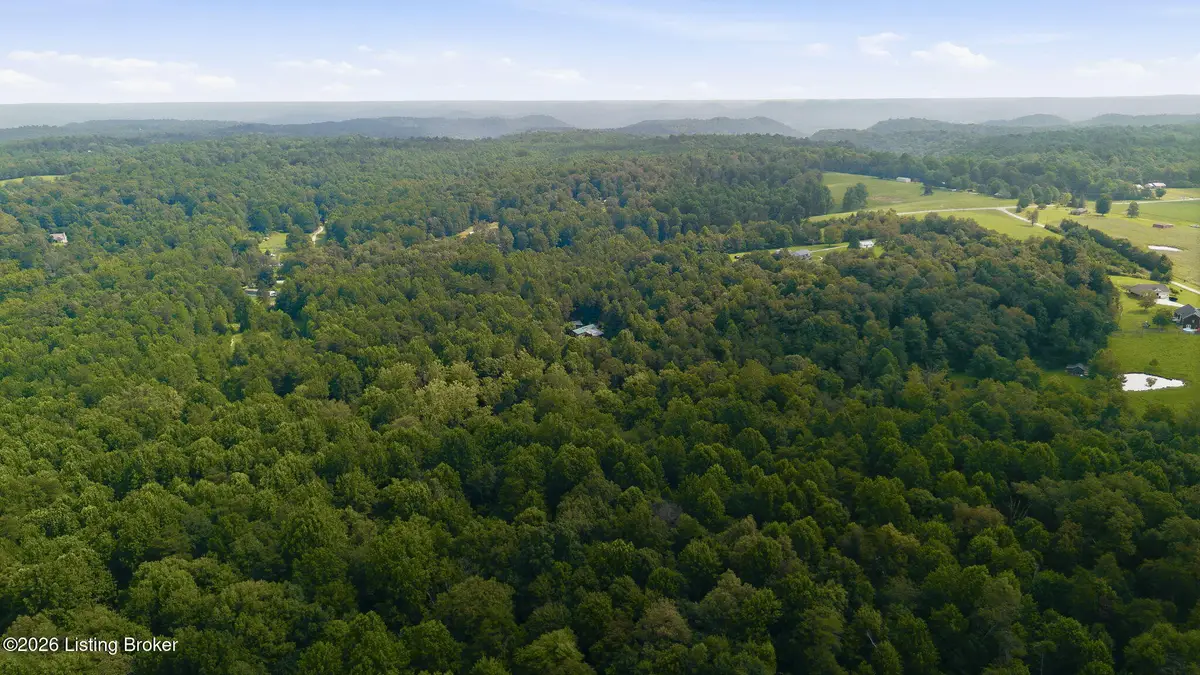 570 Spencer School Rd, Hodgenville, KY 42748 - #1