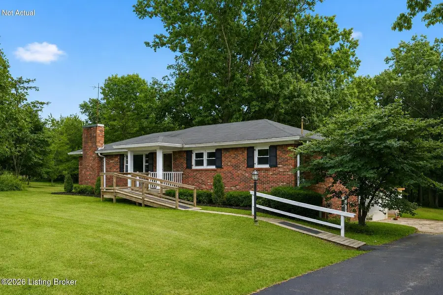 1800 Ironwood Rd, La Grange, KY 40031 - #2