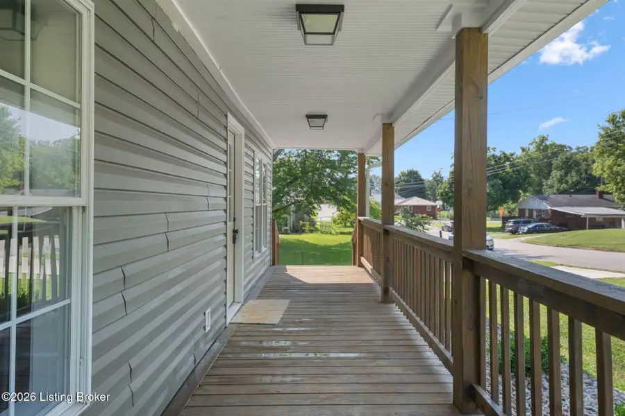 105 Brooks St, Elizabethtown, KY 42701 - #3