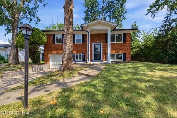 1702 Beaumont Dr, Clarksville, IN 47129