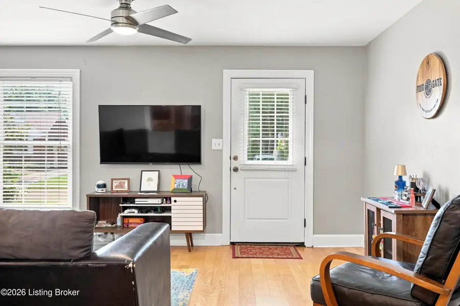 3033 Beaumont Rd, Louisville, KY 40205 - #2