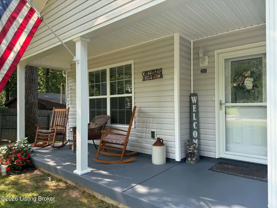 207 Woods Rd, Elizabethtown, KY 42701 - #3