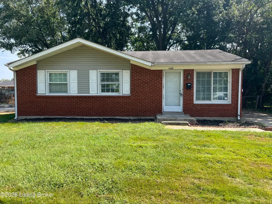 11107 Thunder Dr, Louisville, KY 40272 - #2